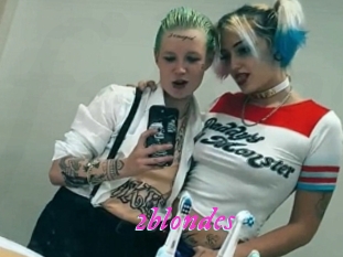 2blondes