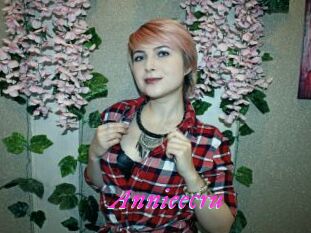 Annieecru