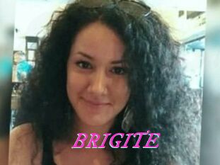 BRIGITE_ Fille Sensuelle