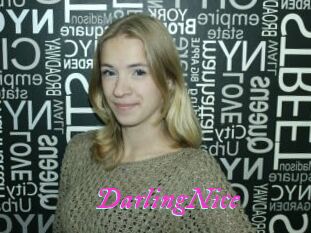 DarlingNice Fille Sensuelle