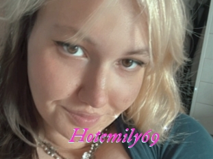Hotemily69