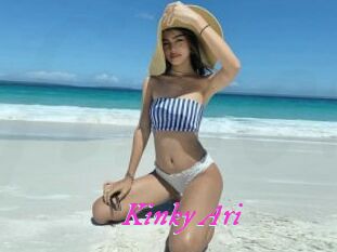 Kinky_Ari