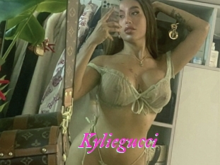 kyliegucci Fille Sensuelle