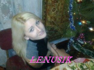 LENUSIK Fille Sensuelle