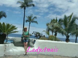 LadyAnais