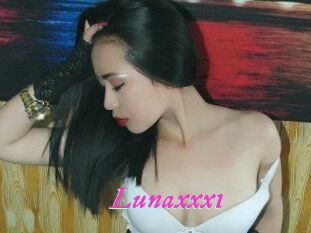 Lunaxxx1