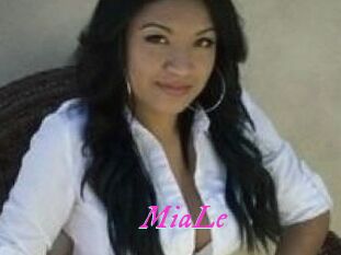Mia_Le