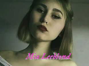 Mia_Leeblond