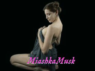 MiashkaMusk Fille Sensuelle