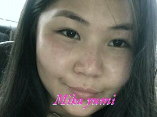 Mika_yumi