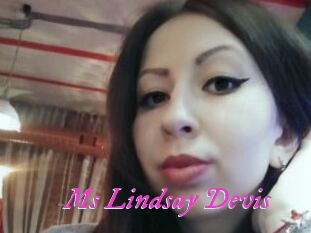 Ms_Lindsay_Devis