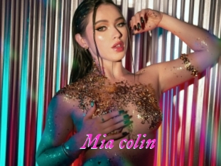 Mia_colin
