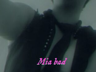 Mia_bad