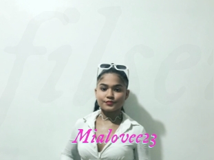 Mialovee23