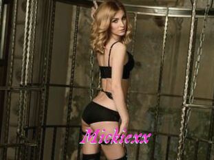 Mickiexx