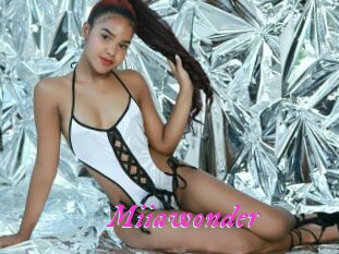 miiawonder Fille Sensuelle
