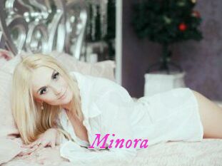 minora Fille Sensuelle