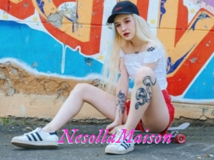 NesollaMaison Fille Sensuelle