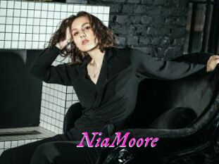 NiaMoore