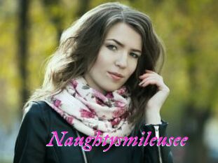 Naughtysmileusee