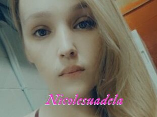 nicolesuadela Fille Sensuelle