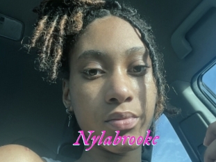 nylabrooke Fille Sensuelle