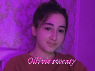 Ollivie_sweaty