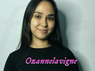 ozannelavigne Fille Sensuelle