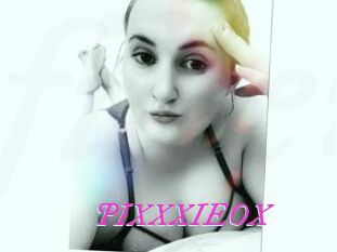 PIXXXIEOX
