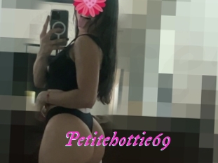 Petitehottie69