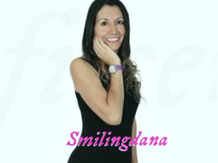 Smilingdana