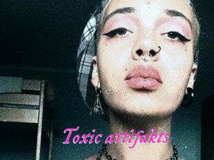 Toxic_artifakts