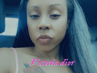 Victoria_dior