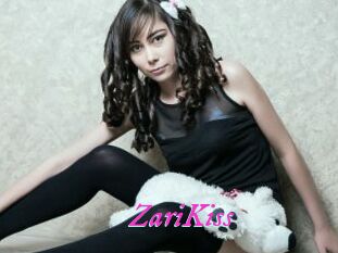 ZariKiss